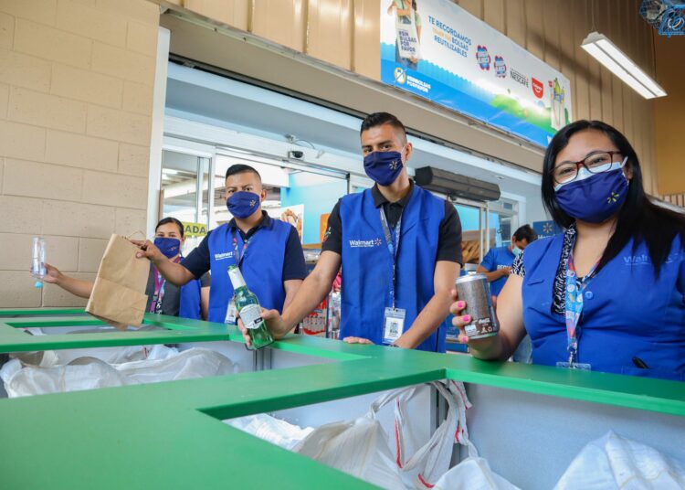 Nestlé El Salvador, junto a Walmart y Recicla 503, lanzan nuevas estaciones de reciclaje